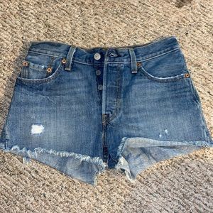 High Waisted Levi’s